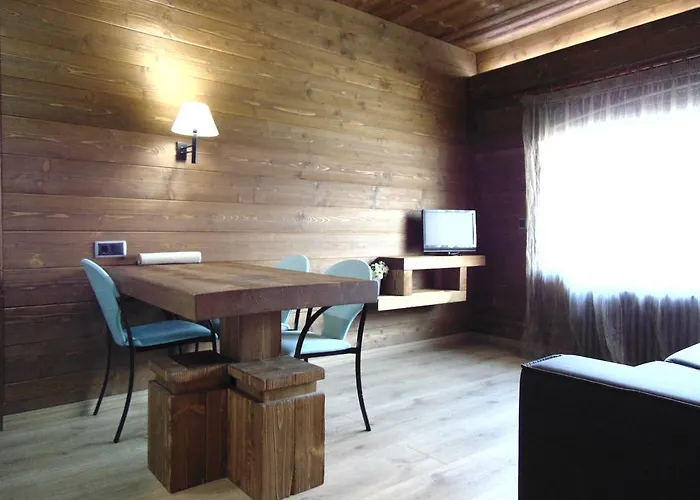 Piteus Πανσιόν San Lorenzo de Morunys